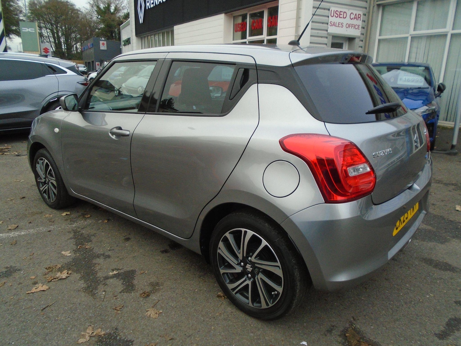 Used Suzuki Swift 2023 for sale - 76714903: Photo 8