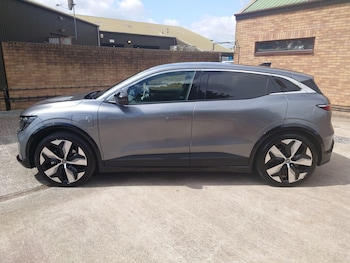 Used Renault Megane E Tech 2025 for sale - 76561188: Photo