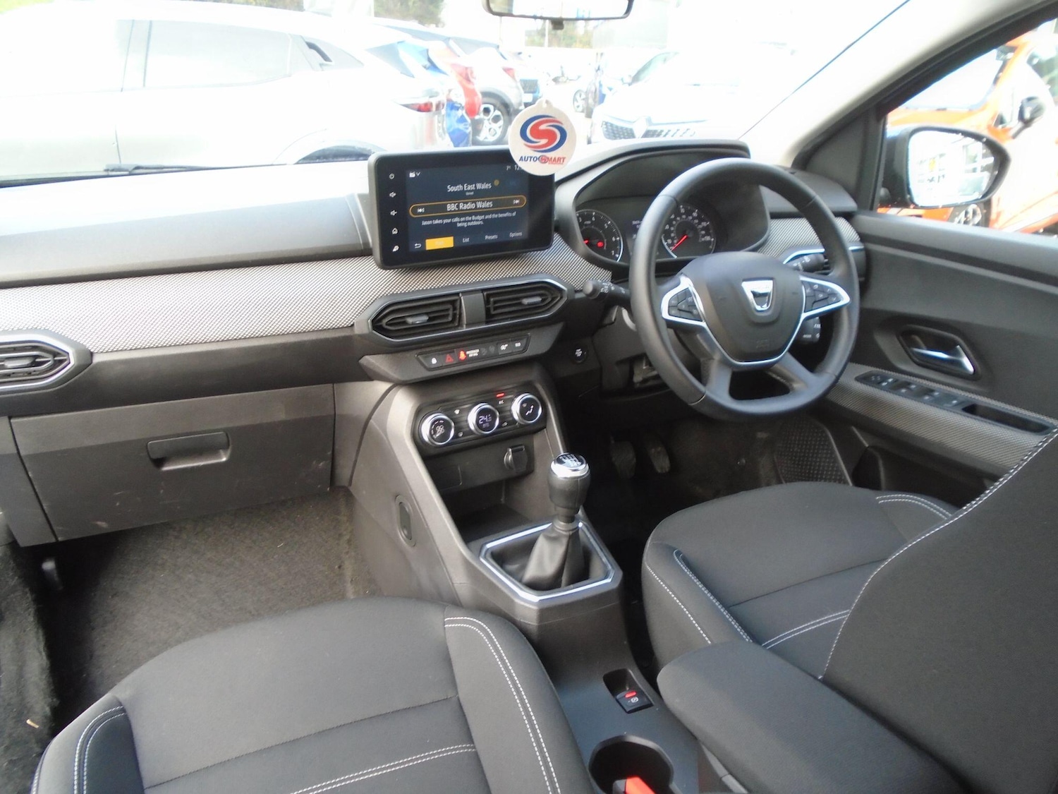 Used Dacia Jogger 2022 for sale - 76765965: Photo 30