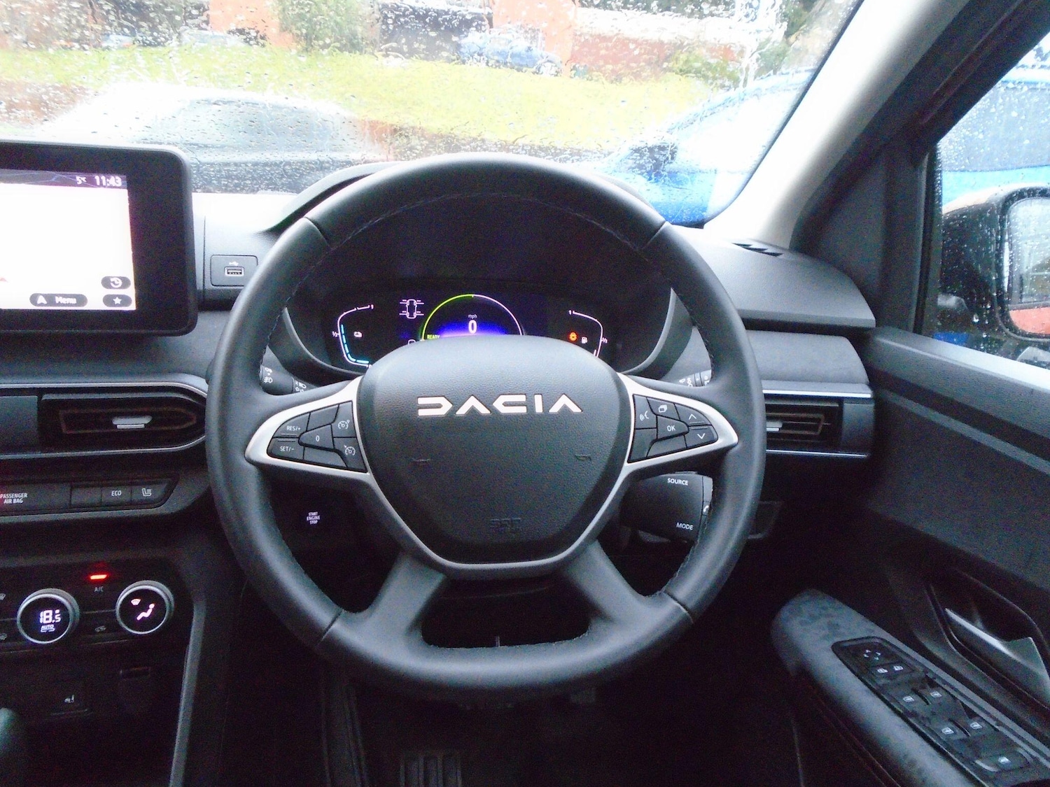 Used Dacia Jogger 2024 for sale - 77109181: Photo 33