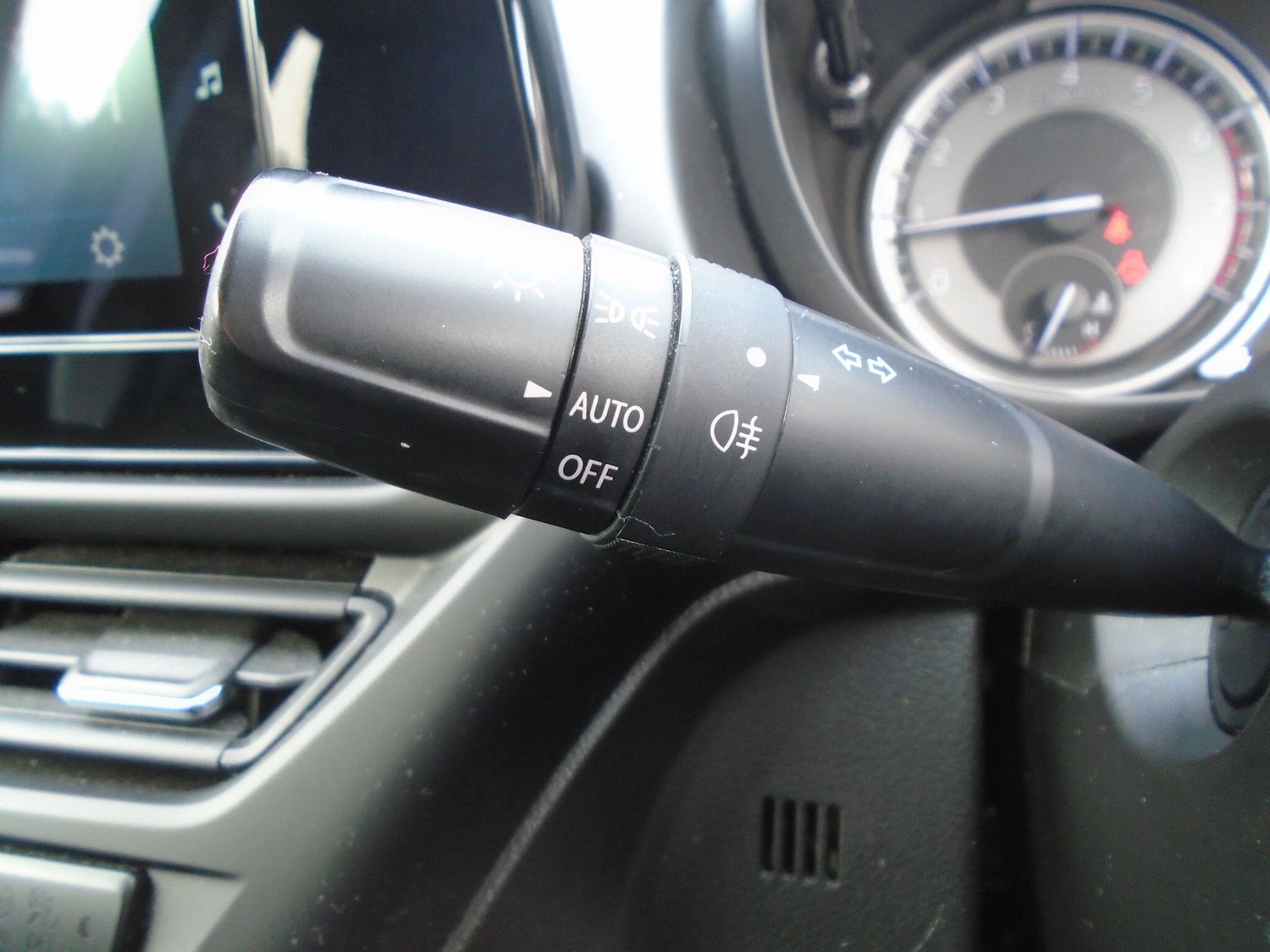 Used Suzuki SX4 S-Cross 2023 for sale - 77768630: Photo 43