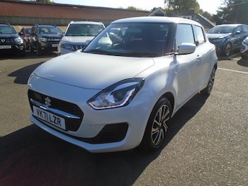 Used Suzuki Swift 2021 for sale - 76100955: Photo