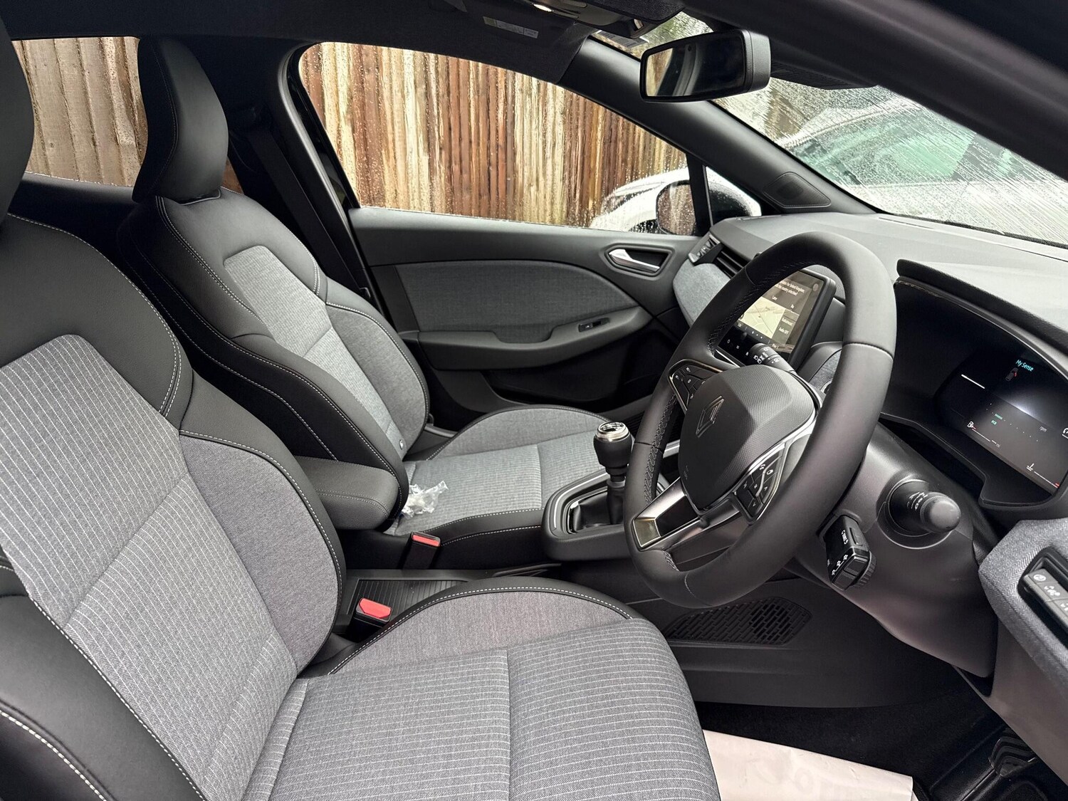 Used Renault Clio 2026 for sale - 77455164: Photo 14