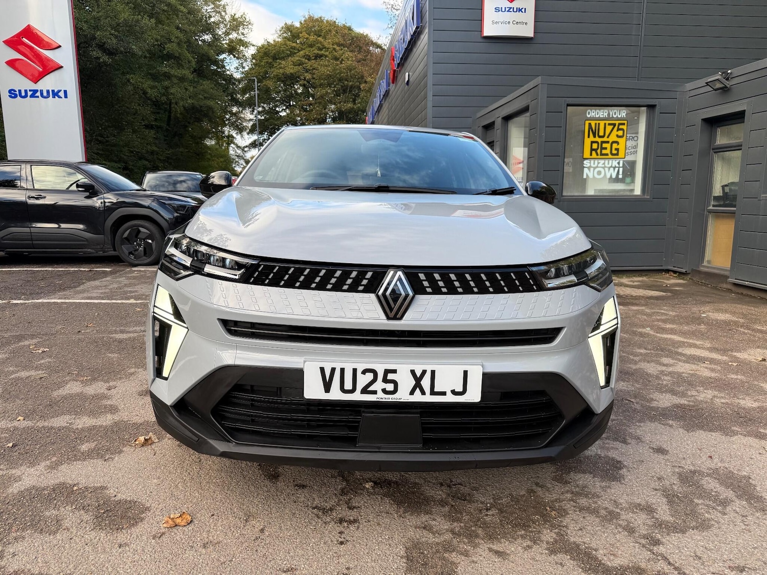 Used Renault Captur 2025 for sale - 76645483: Photo 2