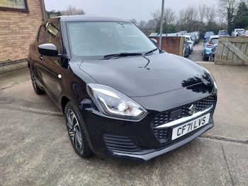 Used Suzuki Swift 2022 for sale - 76100980: Photo