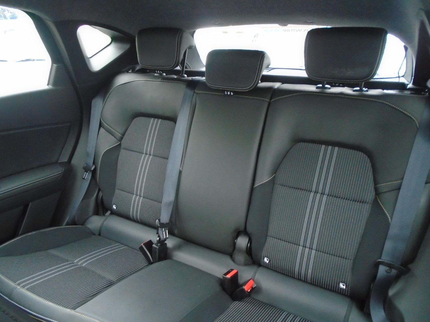 Used Renault Captur 2023 for sale - 76645280: Photo 31