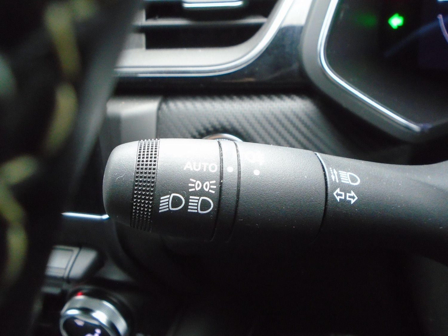 Used Renault Captur 2023 for sale - 76645280: Photo 51