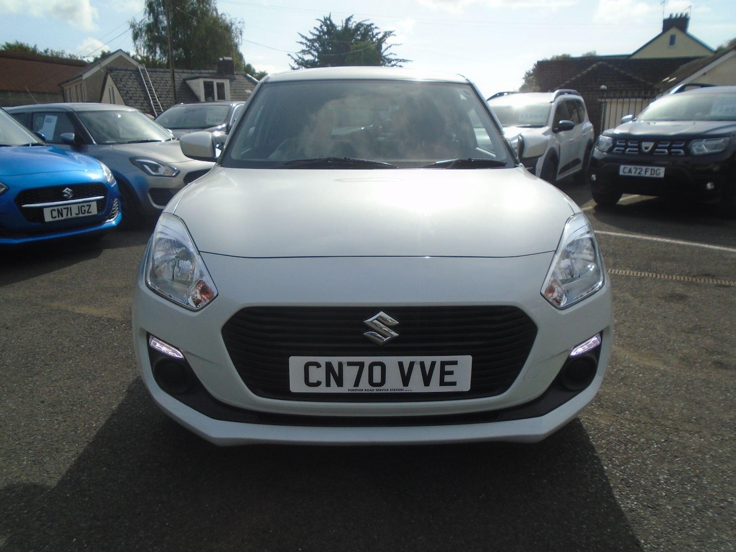 Used Suzuki Swift 2020 for sale - 76100985: Photo 2