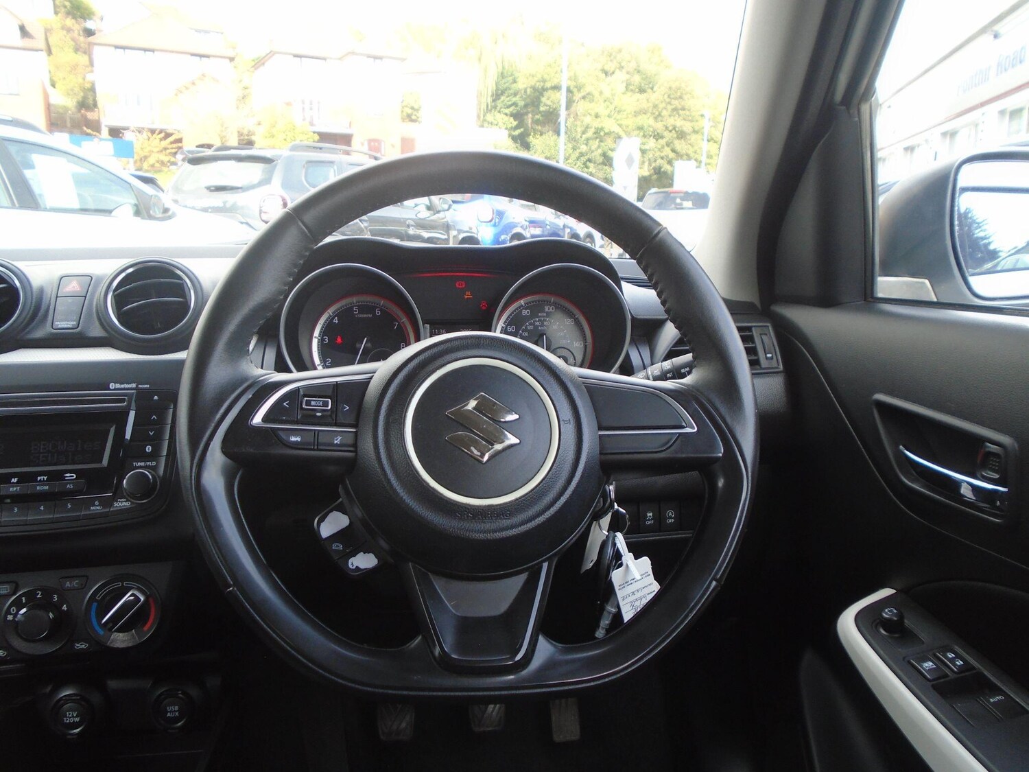 Used Suzuki Swift 2020 for sale - 76100985: Photo 30