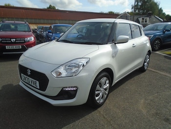 Used Suzuki Swift 2020 for sale - 76100985: Photo
