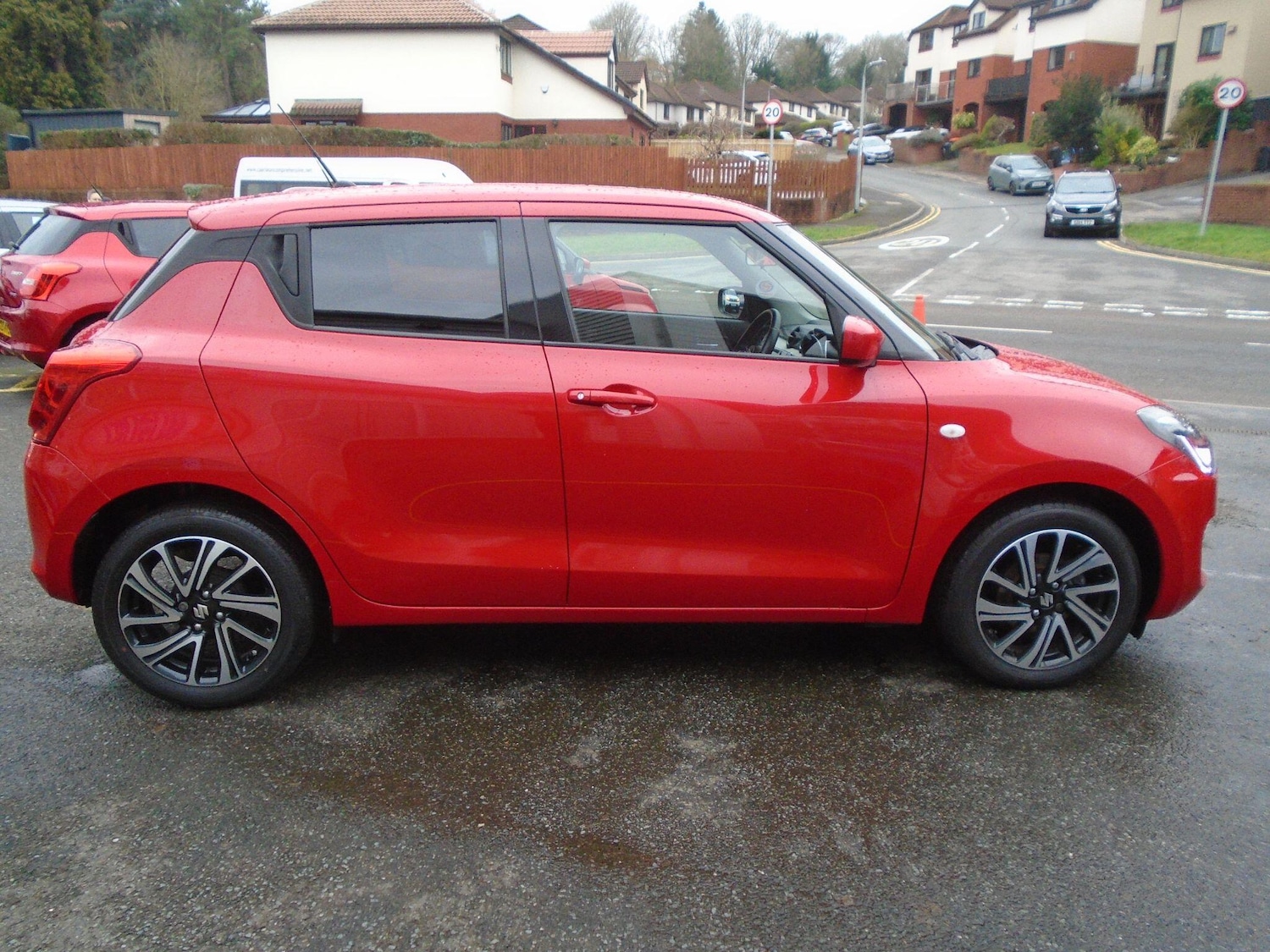 Used Suzuki Swift 2021 for sale - 77330881: Photo 12