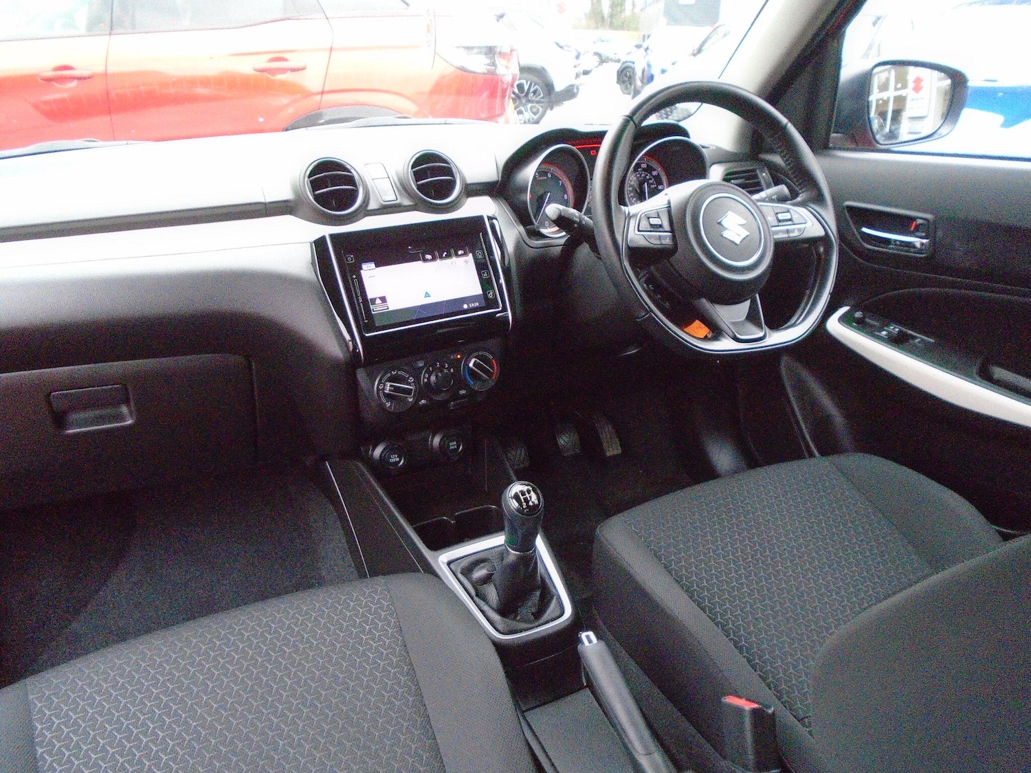 Used Suzuki Swift 2021 for sale - 77330881: Photo 20