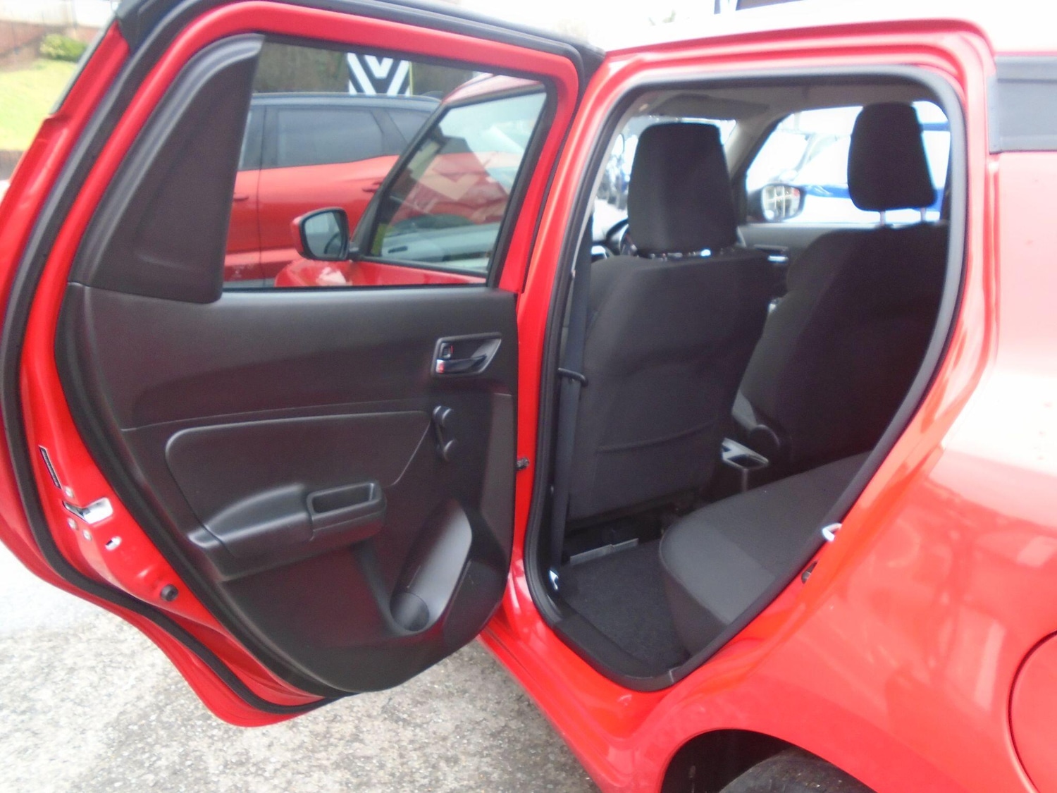 Used Suzuki Swift 2021 for sale - 77330881: Photo 23