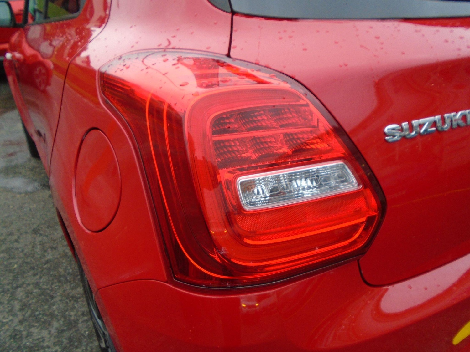 Used Suzuki Swift 2021 for sale - 77330881: Photo 8