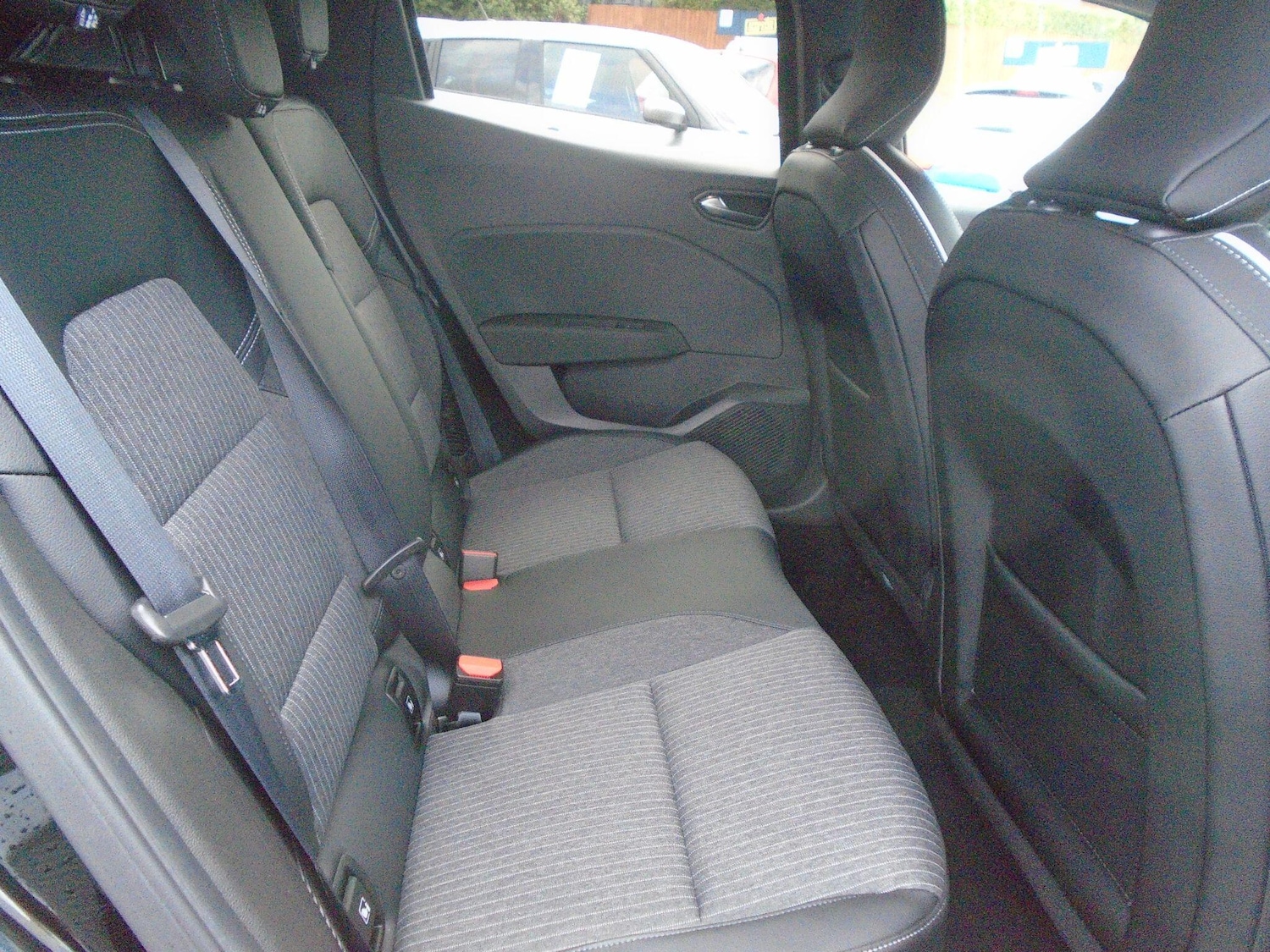 Used Renault Clio 2023 for sale - 76644964: Photo 28