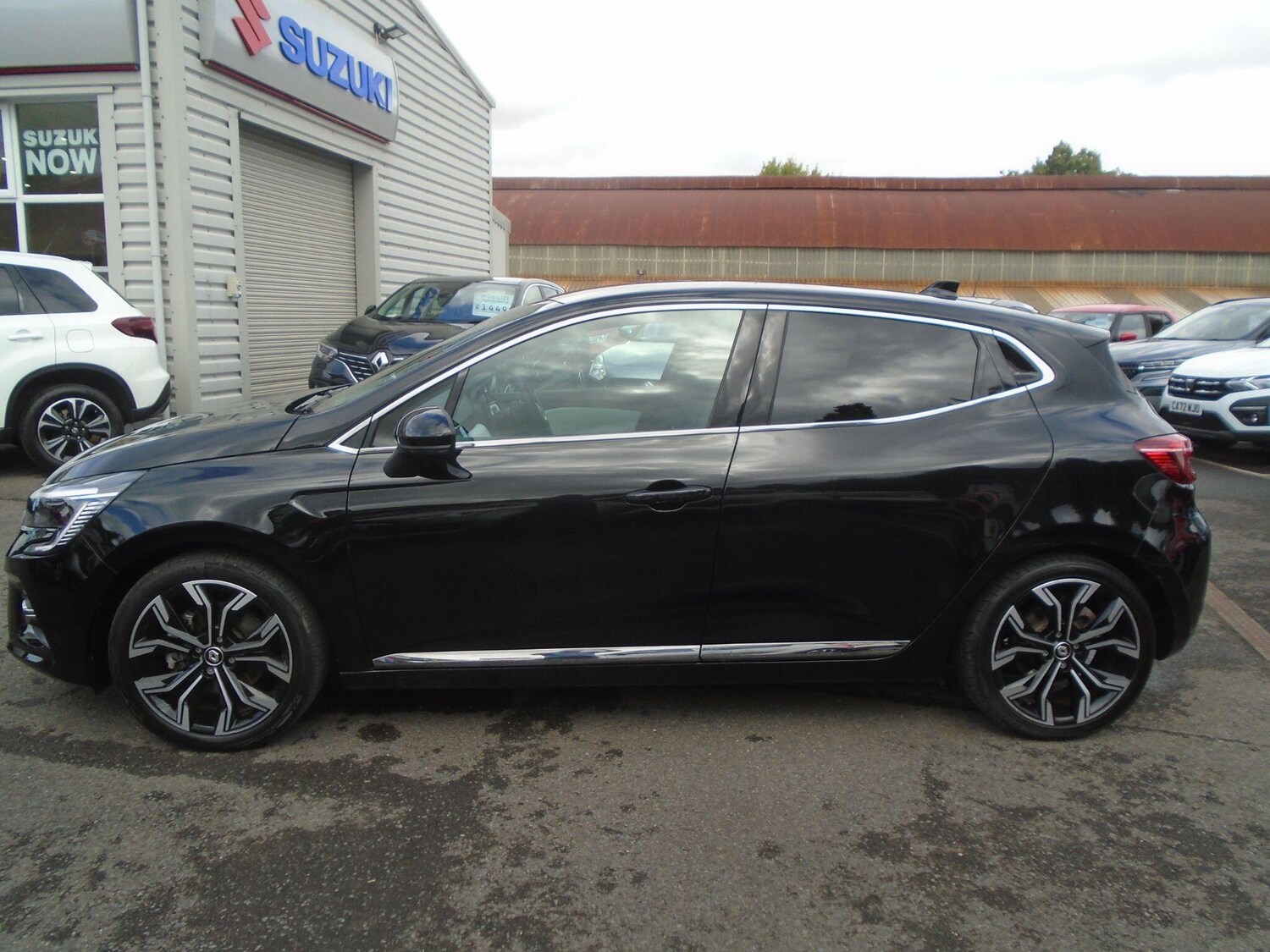 Used Renault Clio 2023 for sale - 76644964: Photo 4