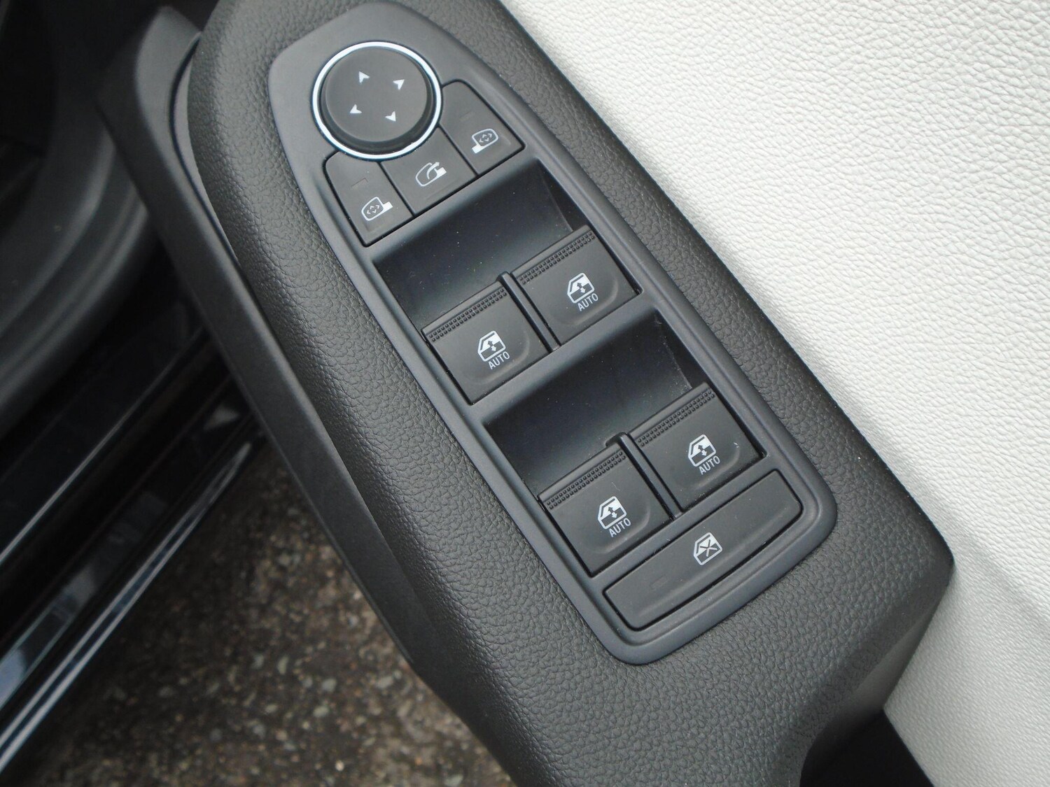 Used Renault Clio 2023 for sale - 76644964: Photo 40