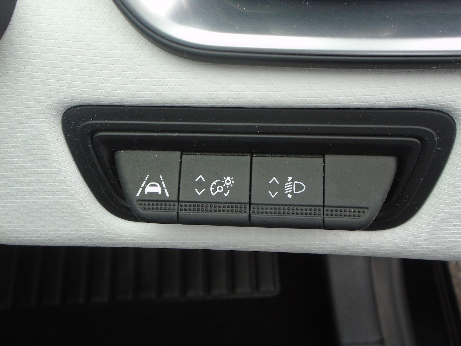 Used Renault Clio 2023 for sale - 76644964: Photo 41