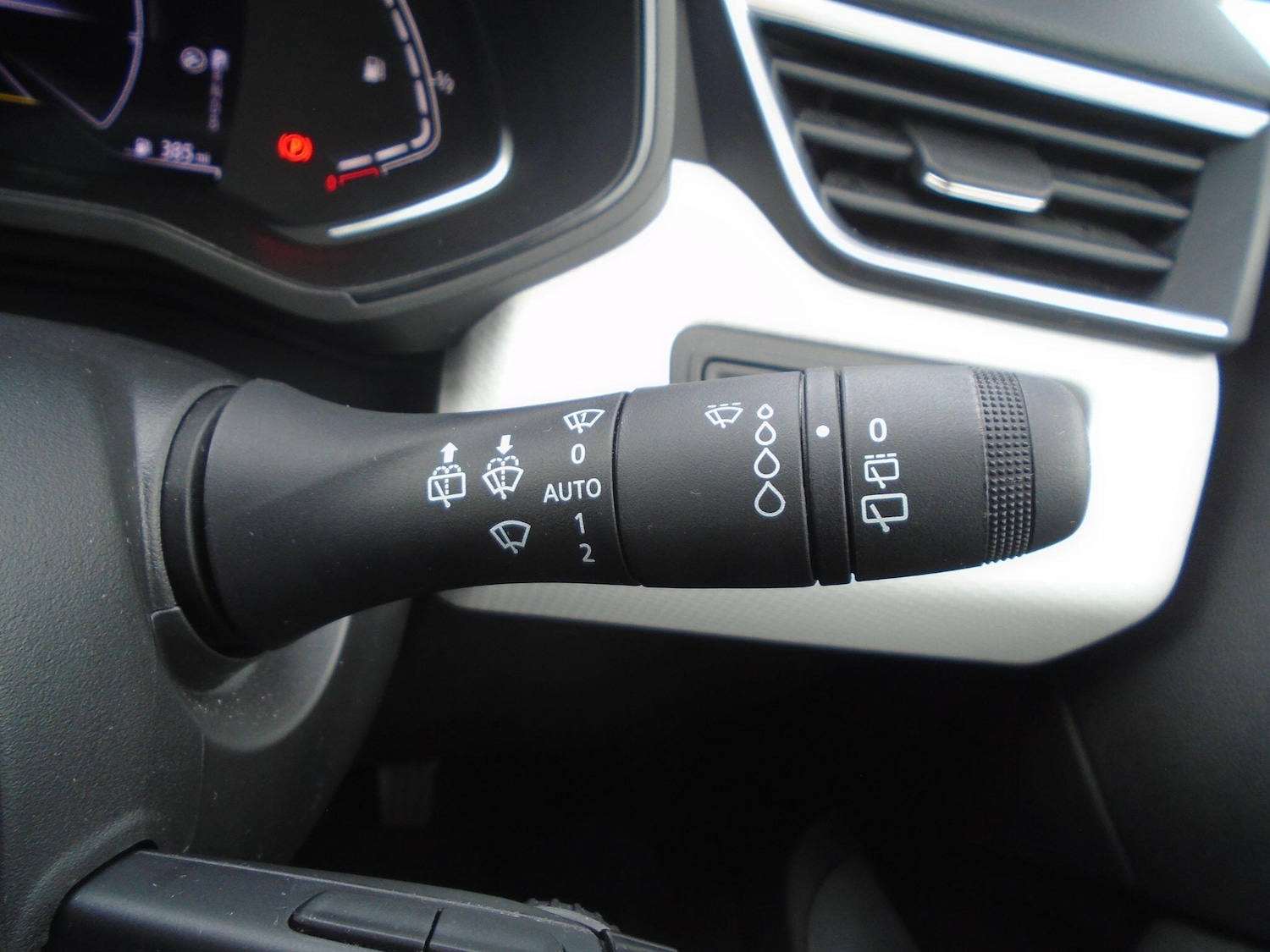 Used Renault Clio 2023 for sale - 76644964: Photo 48