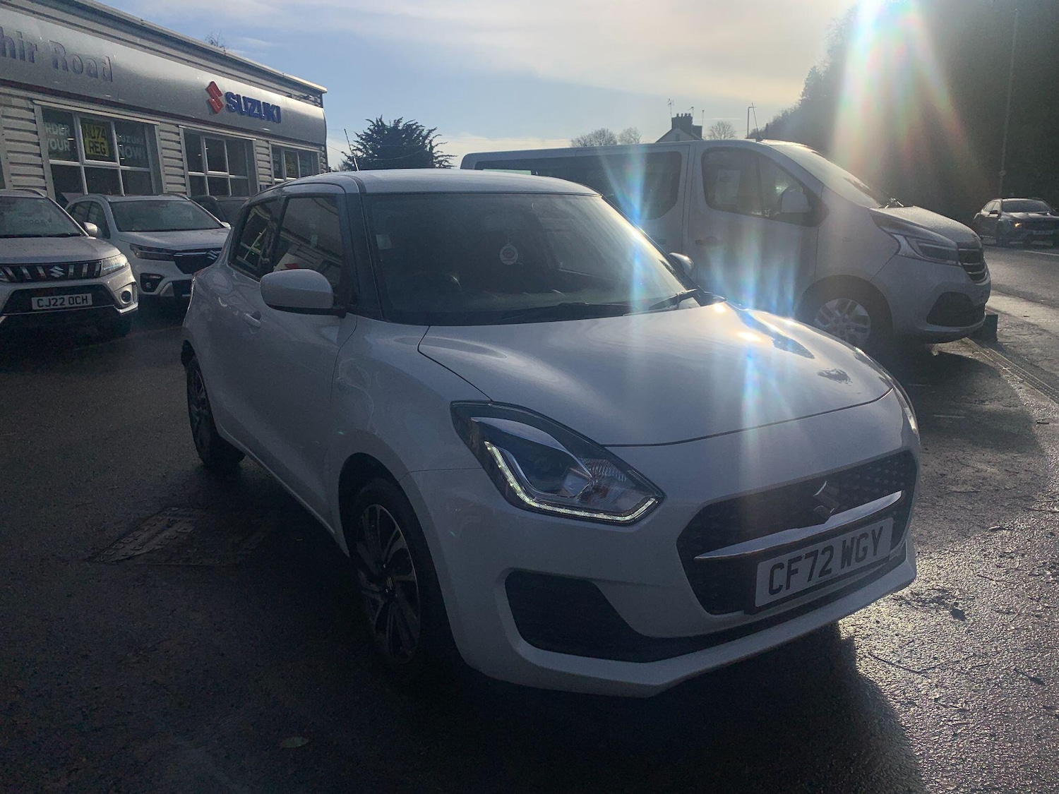 Used Suzuki Swift 2023 for sale - 76926832: Photo 1