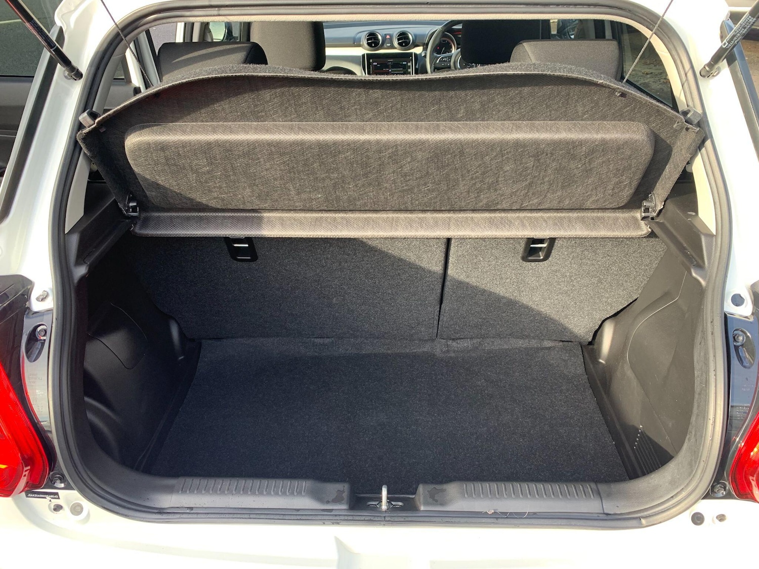 Used Suzuki Swift 2023 for sale - 76926832: Photo 29