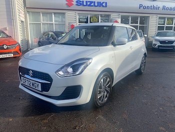 Used Suzuki Swift 2023 for sale - 76926832: Photo