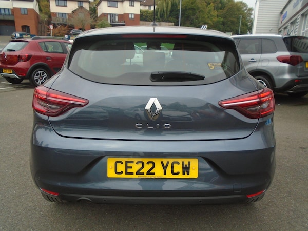 Used Renault Clio 2022 for sale - 76327136: Photo 11