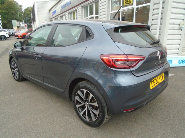 Used Renault Clio 2022 for sale - 76327136: Photo 8