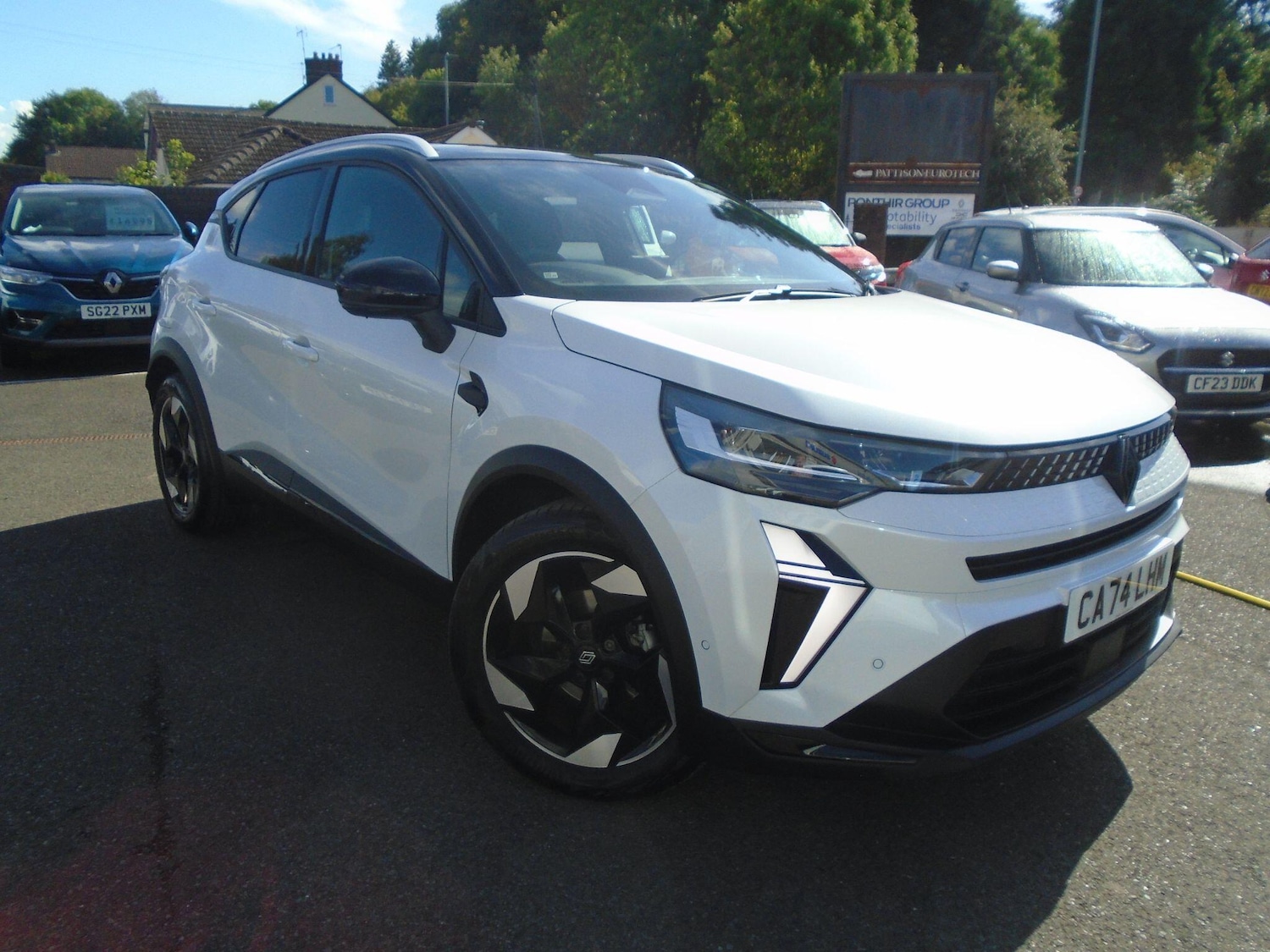 Used Renault Captur 2024 for sale - 76137602: Photo 1