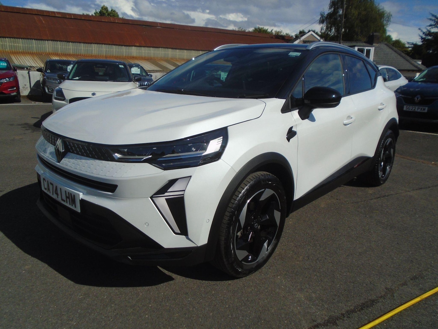 Used Renault Captur 2024 for sale - 76137602: Photo 3