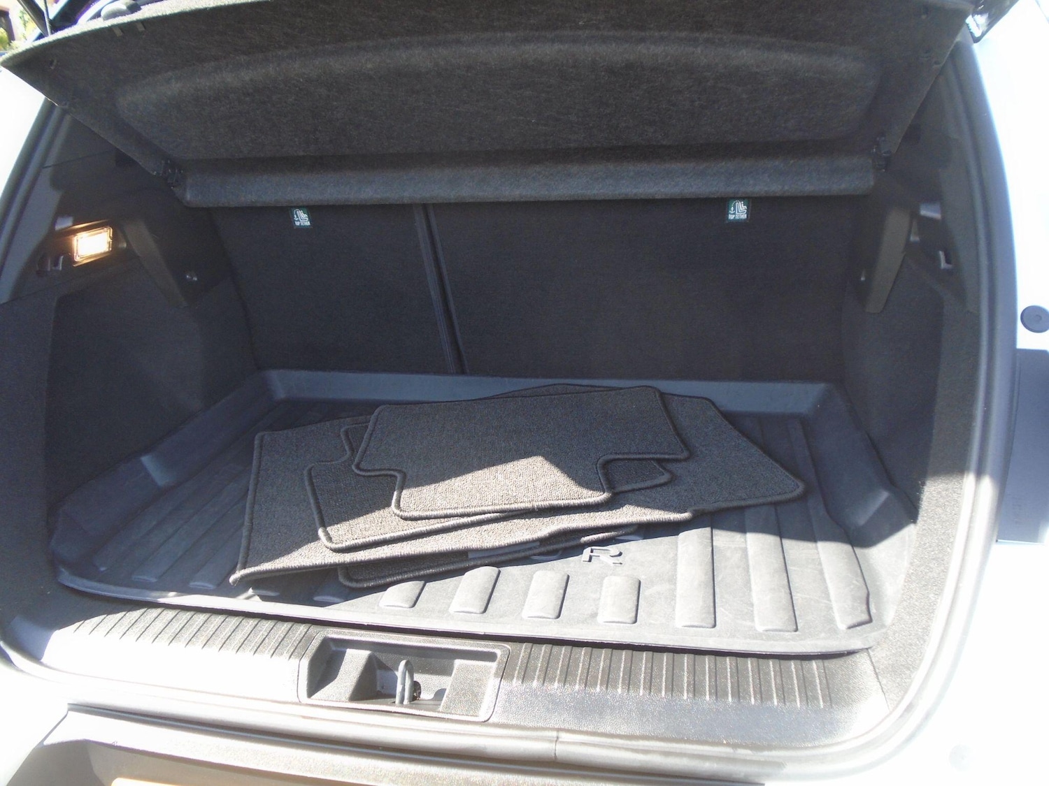 Used Renault Captur 2024 for sale - 76137602: Photo 32