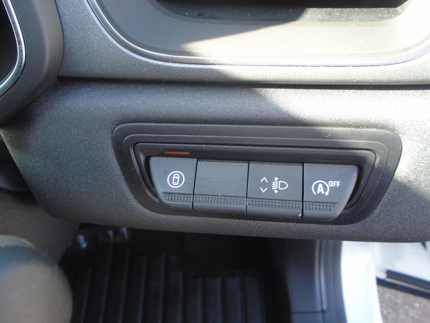 Used Renault Captur 2024 for sale - 76137602: Photo 43