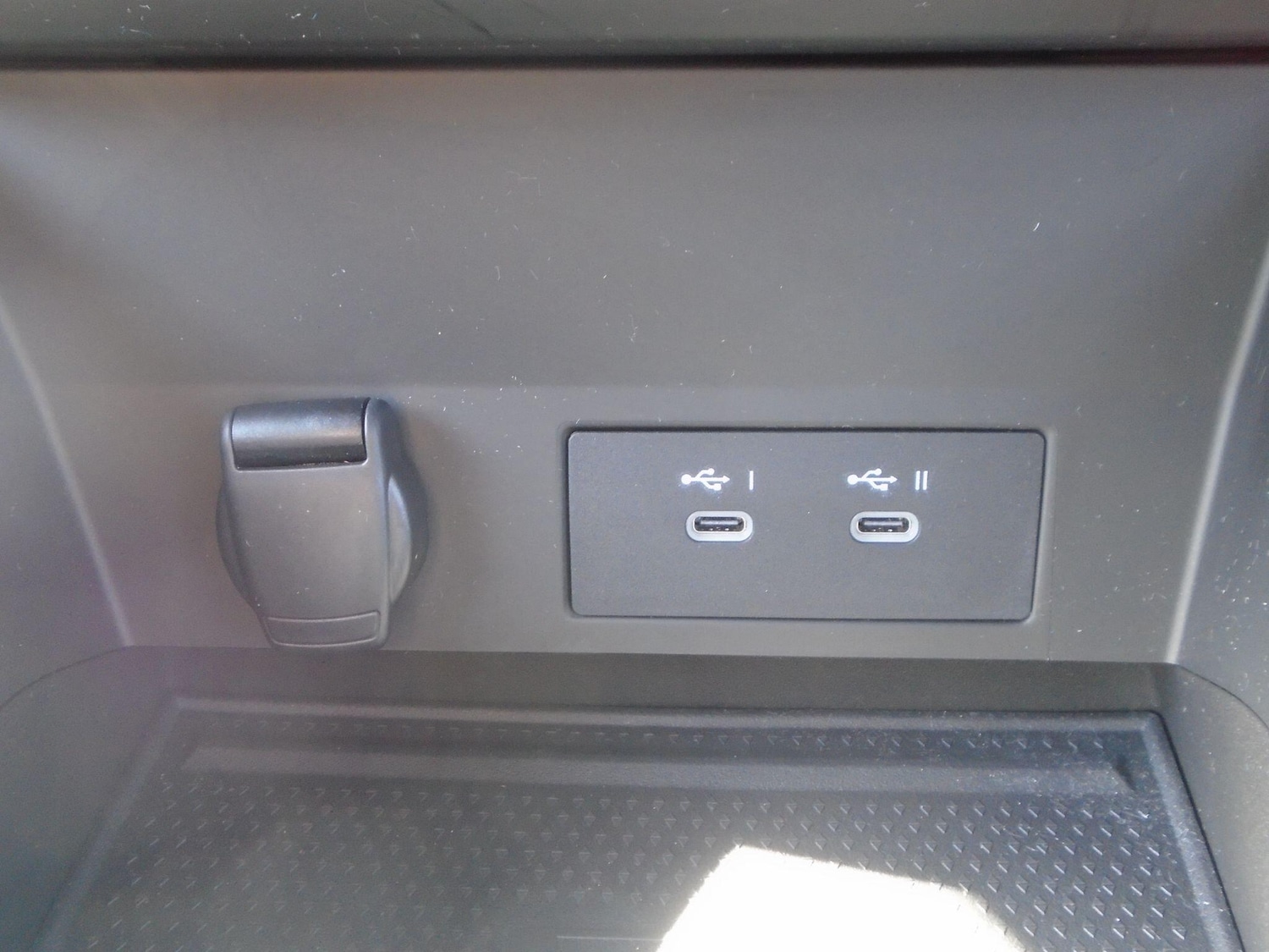 Used Renault Captur 2024 for sale - 76137602: Photo 44
