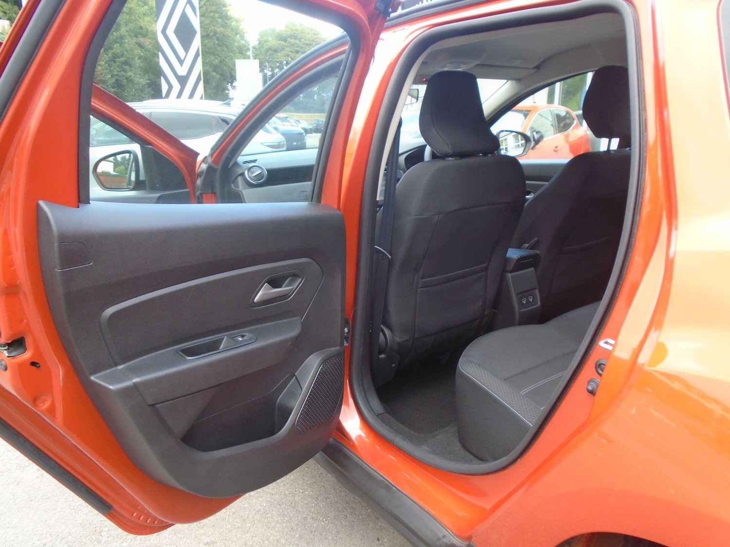 Used Dacia Duster 2023 for sale - 76388688: Photo 32