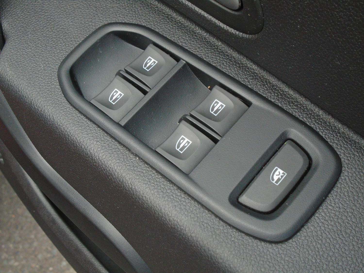 Used Dacia Duster 2023 for sale - 76388688: Photo 43