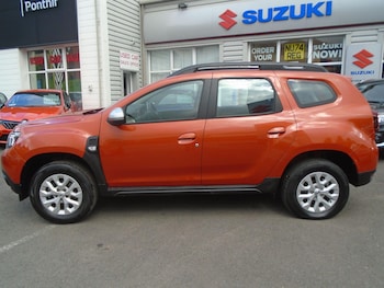 Used Dacia Duster 2023 for sale - 76388688: Photo