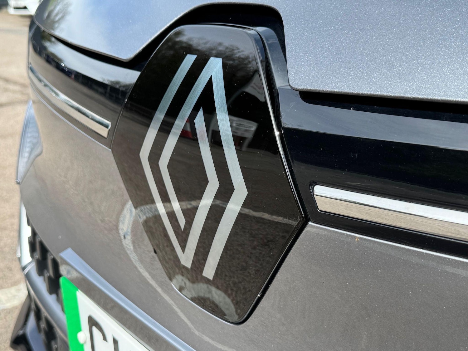 Used Renault Megane E Tech 2024 for sale - 76645098: Photo 10