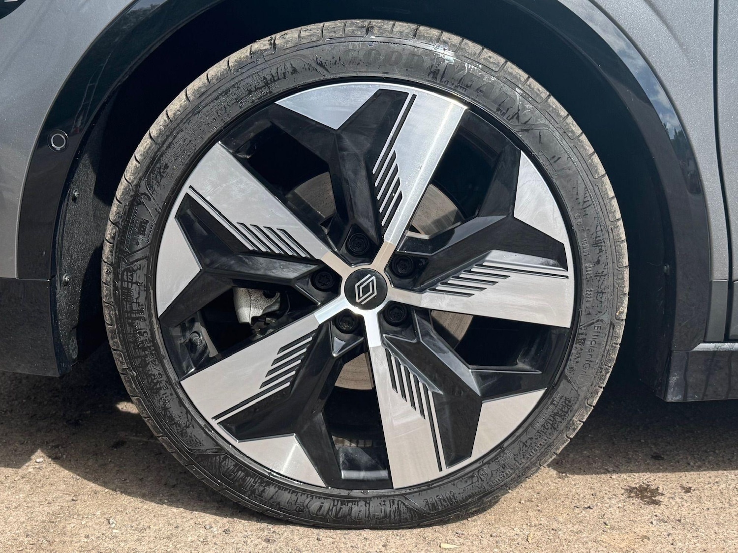 Used Renault Megane E Tech 2024 for sale - 76645098: Photo 12