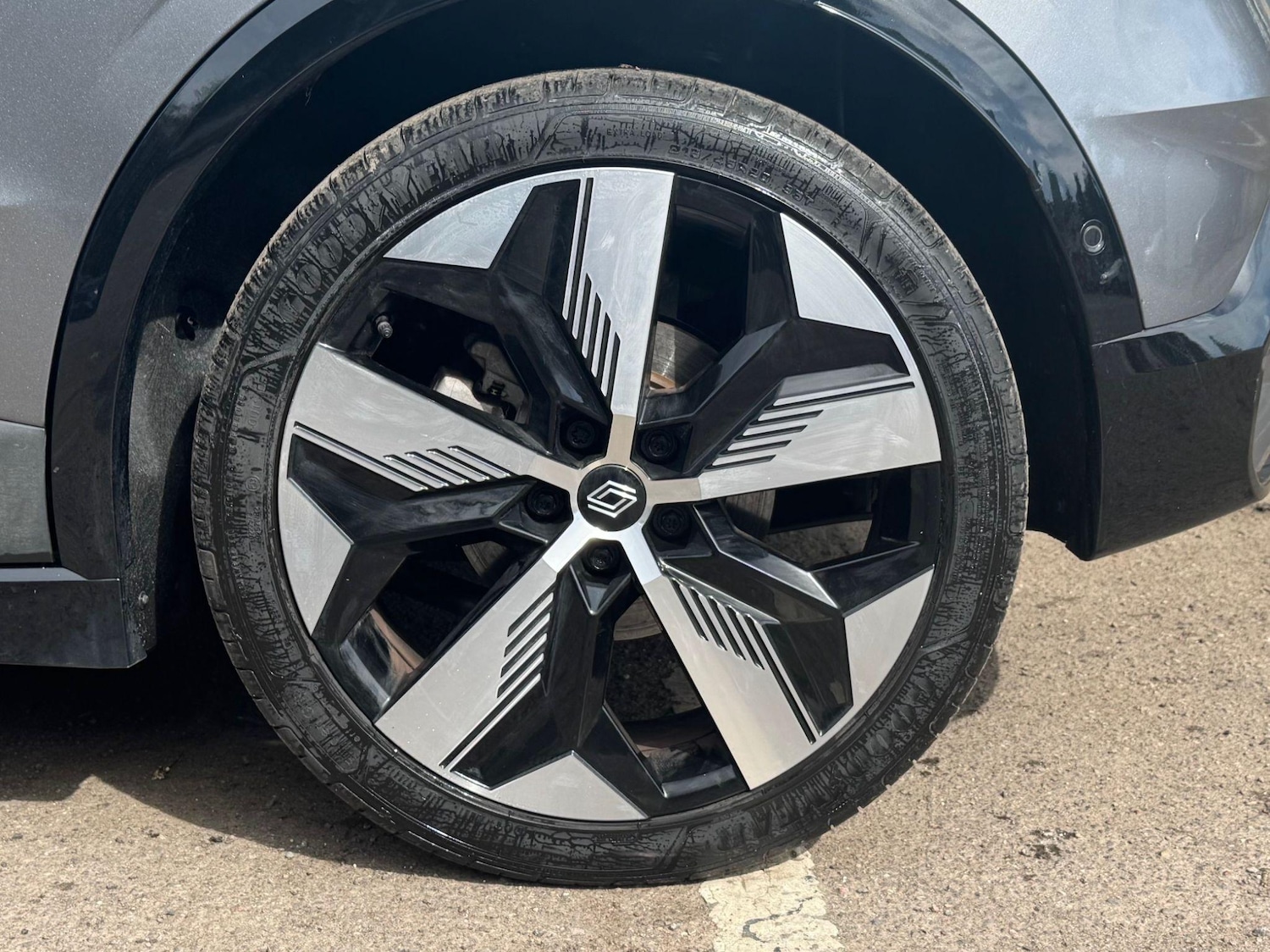 Used Renault Megane E Tech 2024 for sale - 76645098: Photo 13