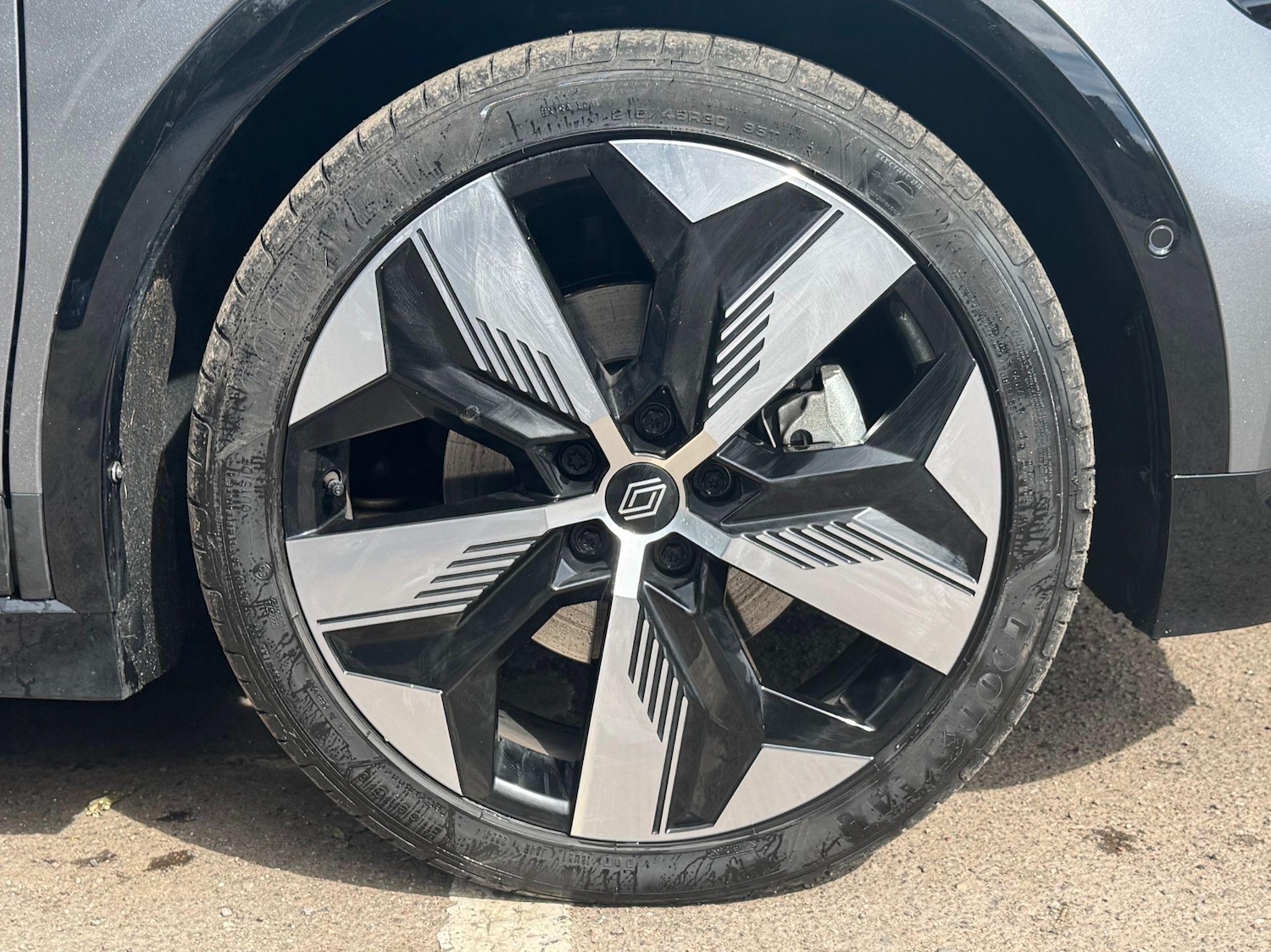 Used Renault Megane E Tech 2024 for sale - 76645098: Photo 15