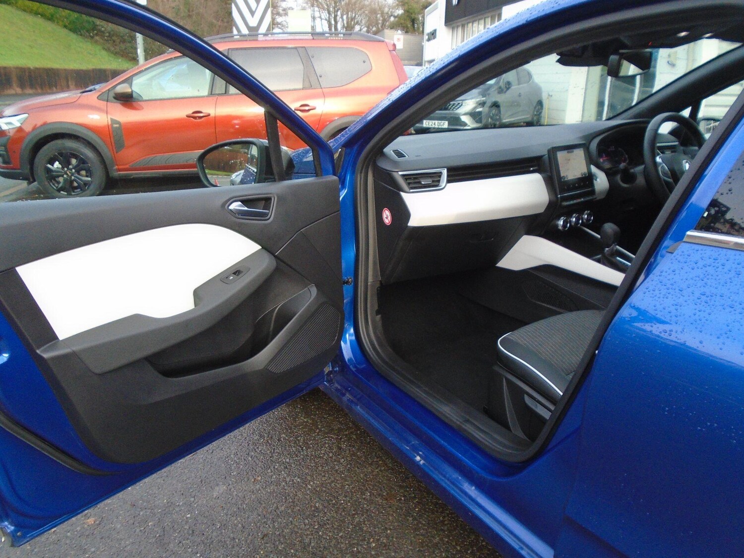 Used Renault Clio 2023 for sale - 77029625: Photo 27