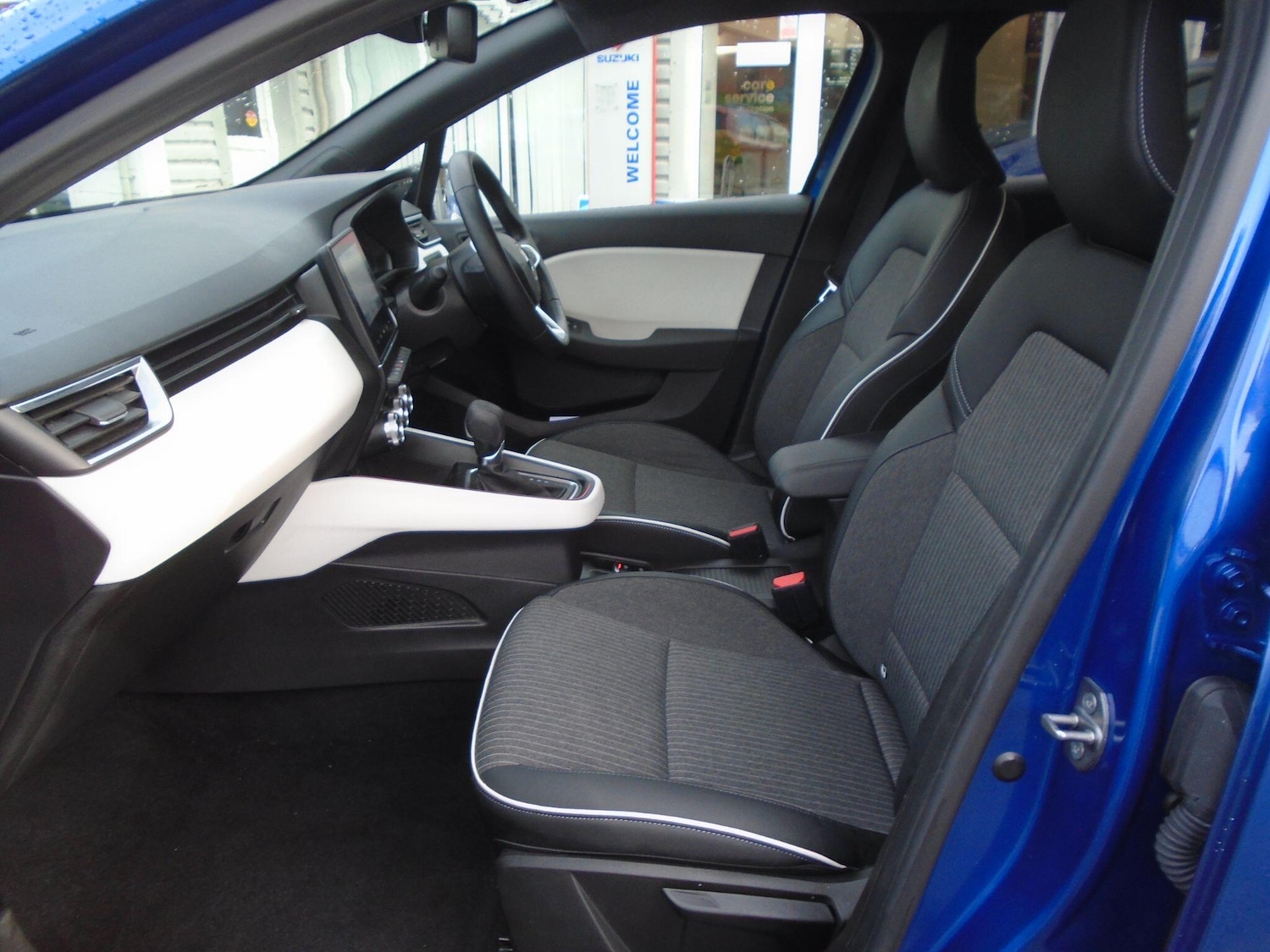 Used Renault Clio 2023 for sale - 77029625: Photo 29