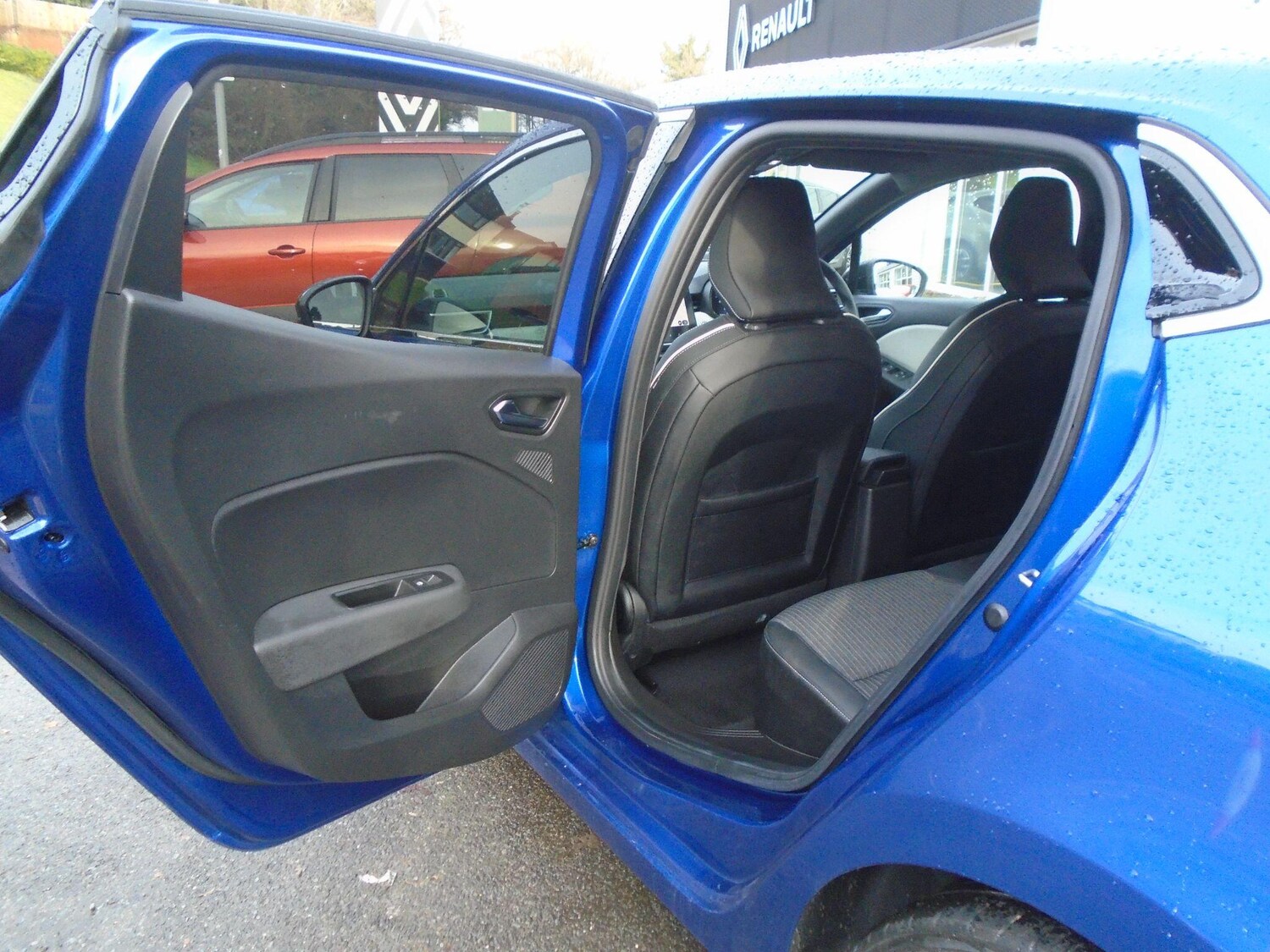 Used Renault Clio 2023 for sale - 77029625: Photo 31