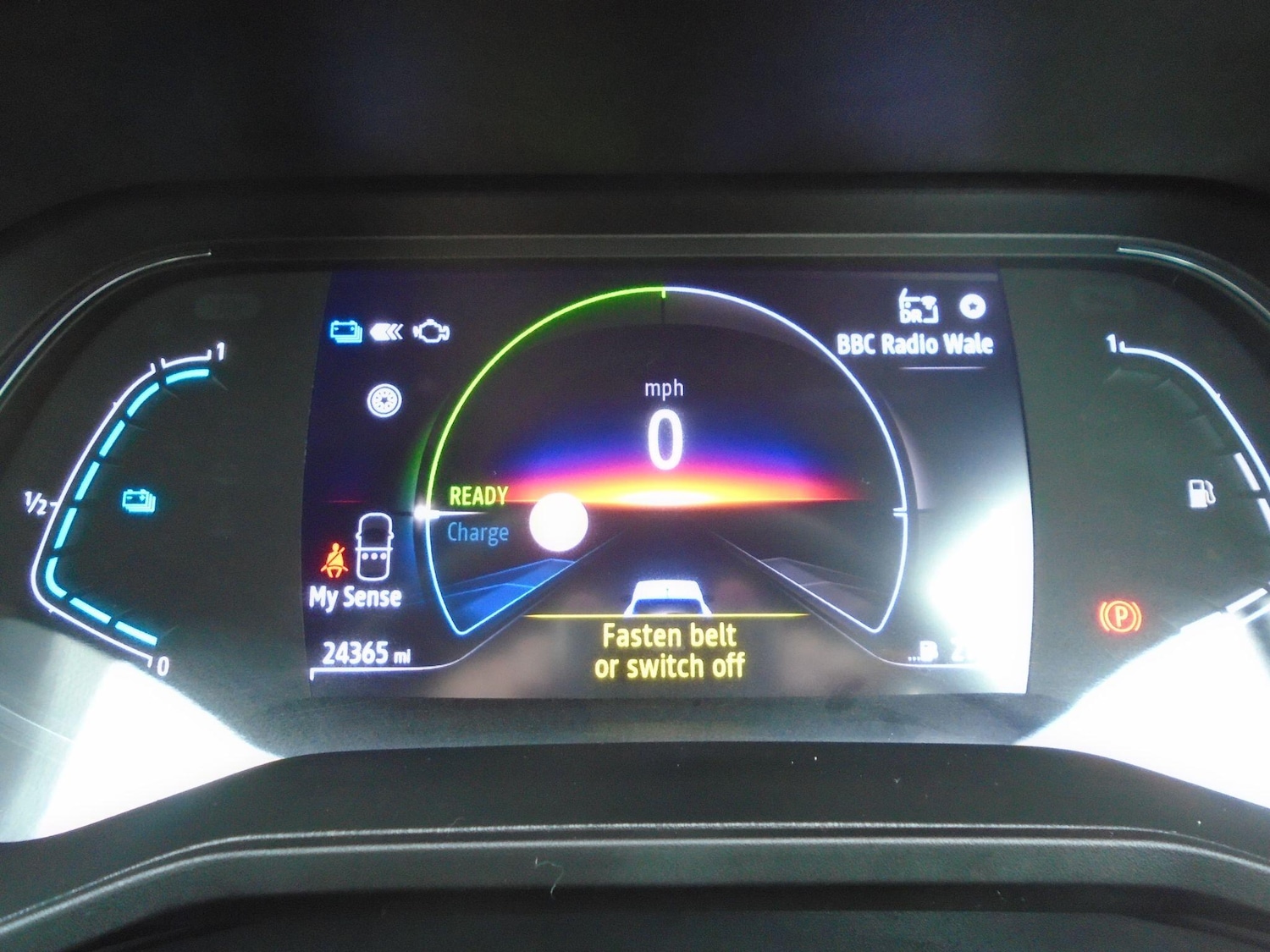 Used Renault Clio 2023 for sale - 77029625: Photo 36