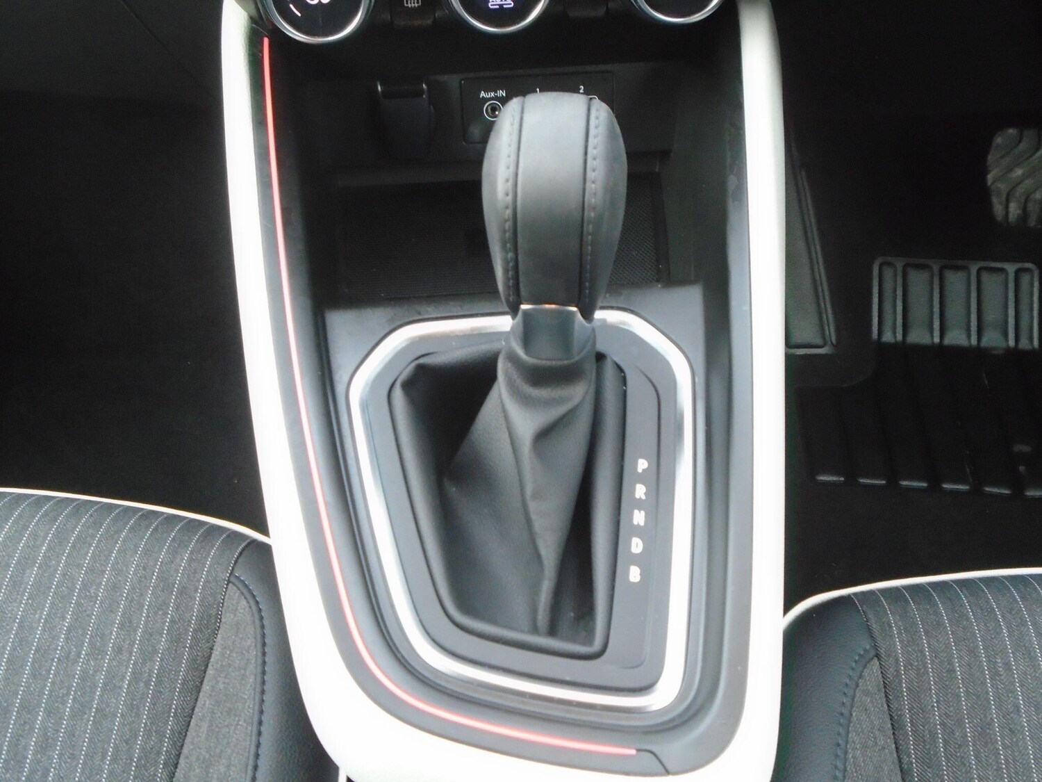 Used Renault Clio 2023 for sale - 77029625: Photo 41