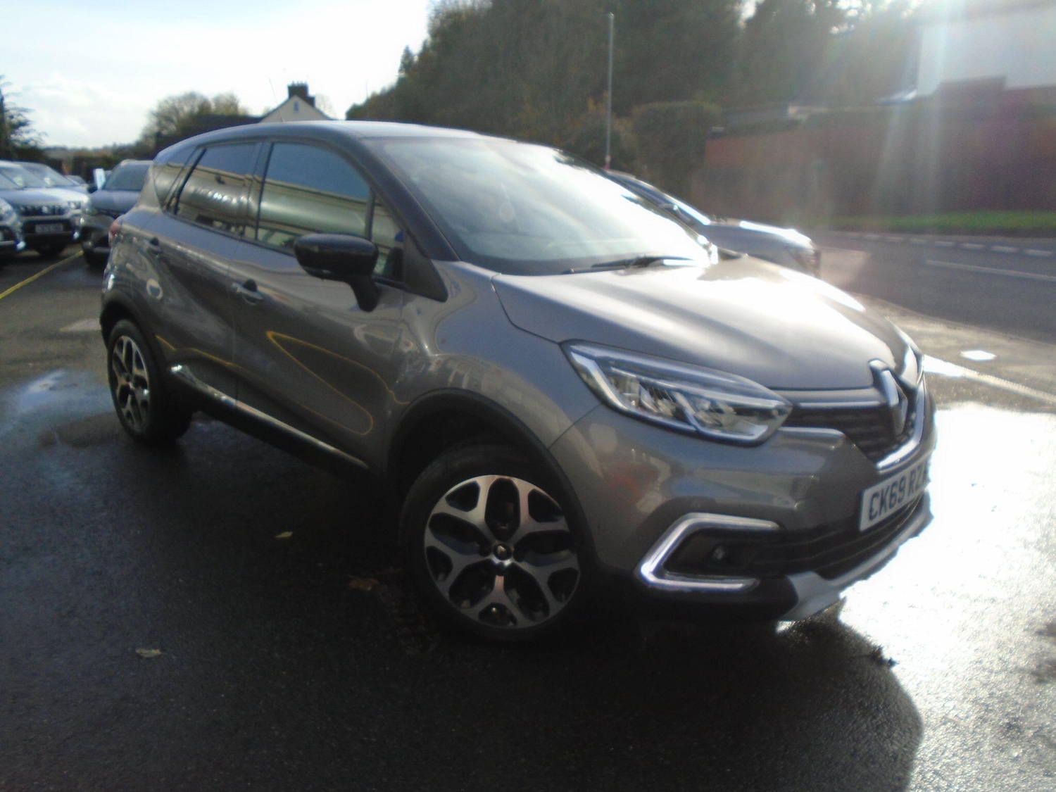 Used Renault Captur 2019 for sale - 76646284: Photo 1