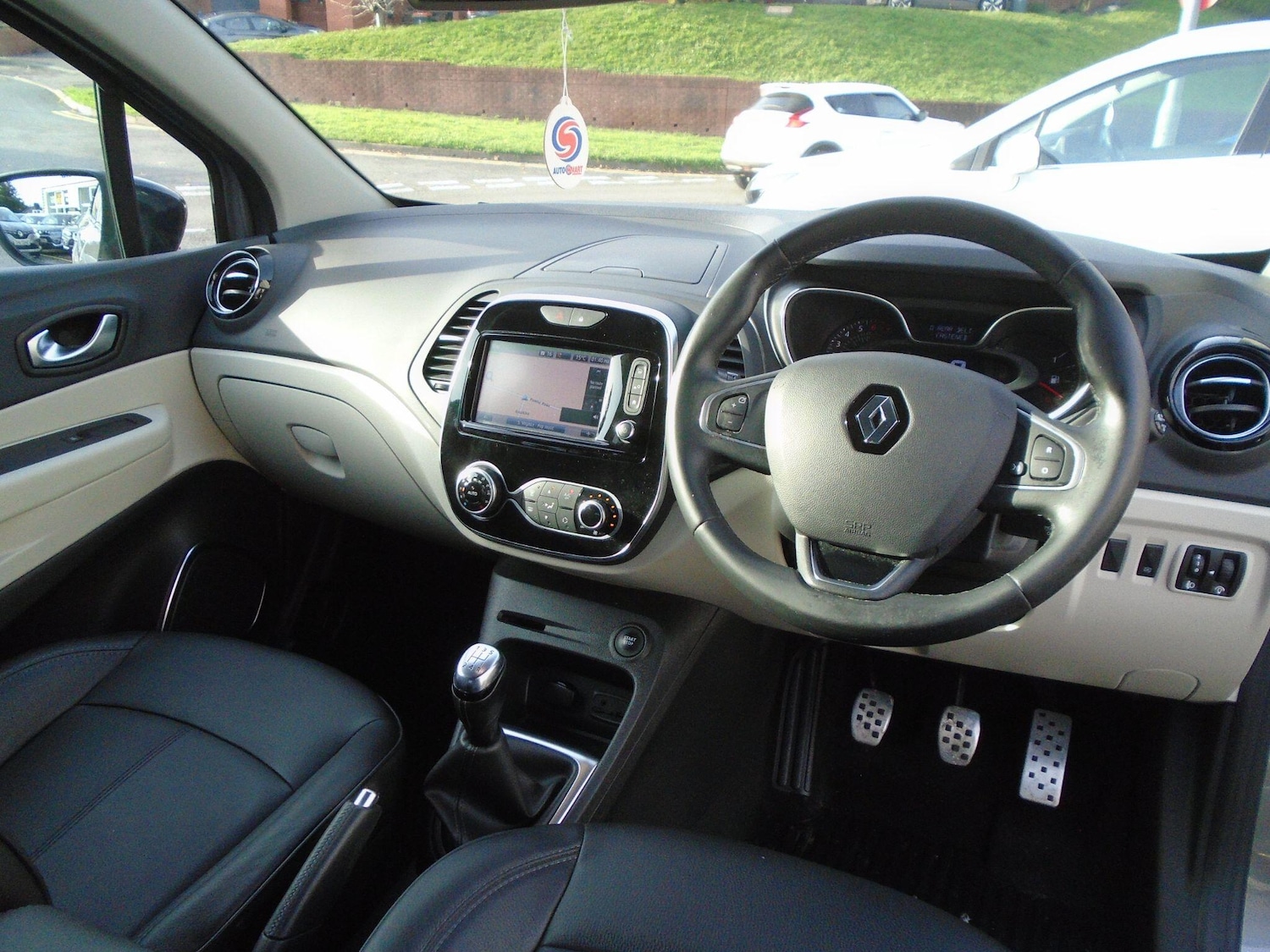 Used Renault Captur 2019 for sale - 76646284: Photo 19