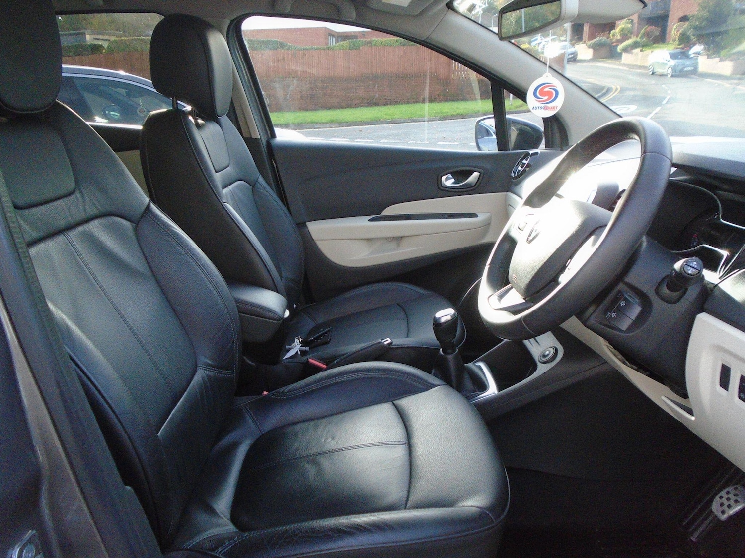 Used Renault Captur 2019 for sale - 76646284: Photo 20