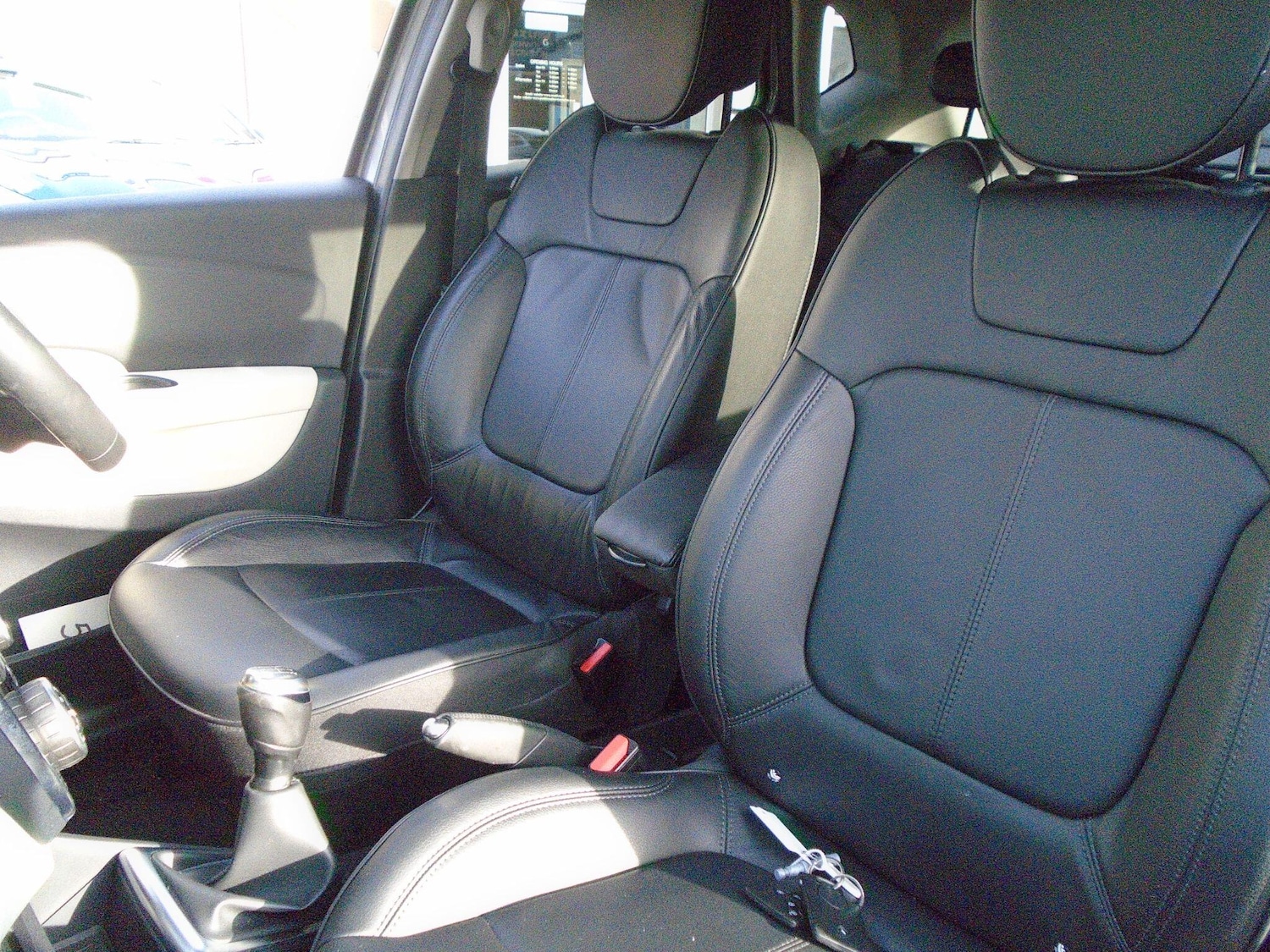 Used Renault Captur 2019 for sale - 76646284: Photo 27