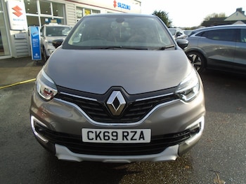 Used Renault Captur 2019 for sale - 76646284: Photo